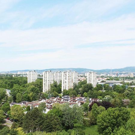 Studio Apartman Zagreb Bagian luar foto