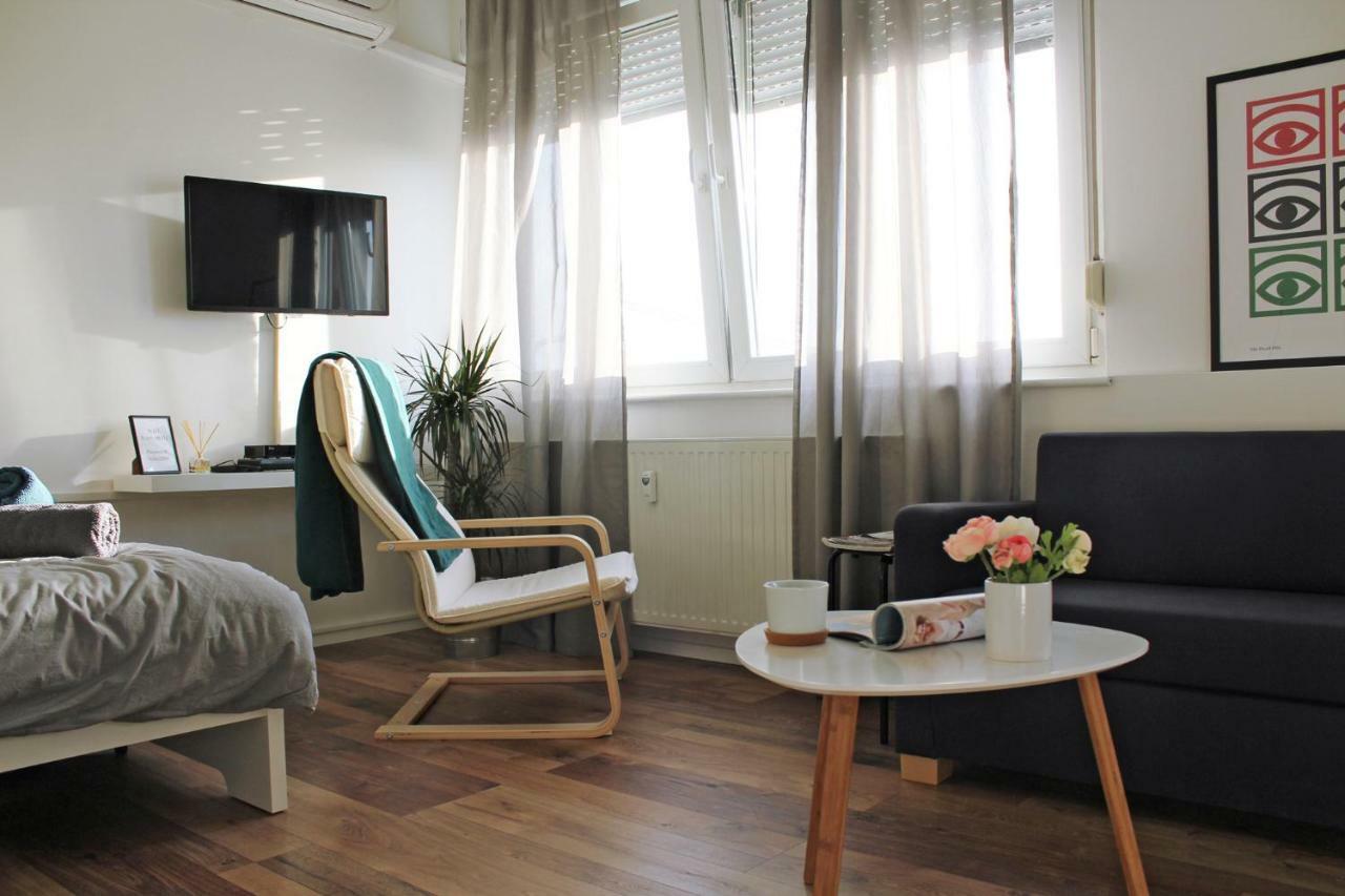Studio Apartman Zagreb Bagian luar foto